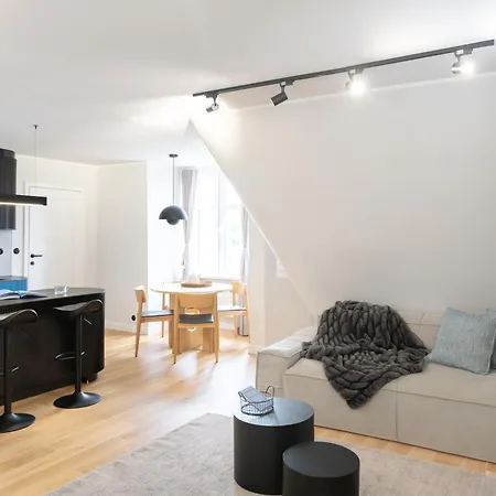 Blue Loft Beachside By Lion Apartment